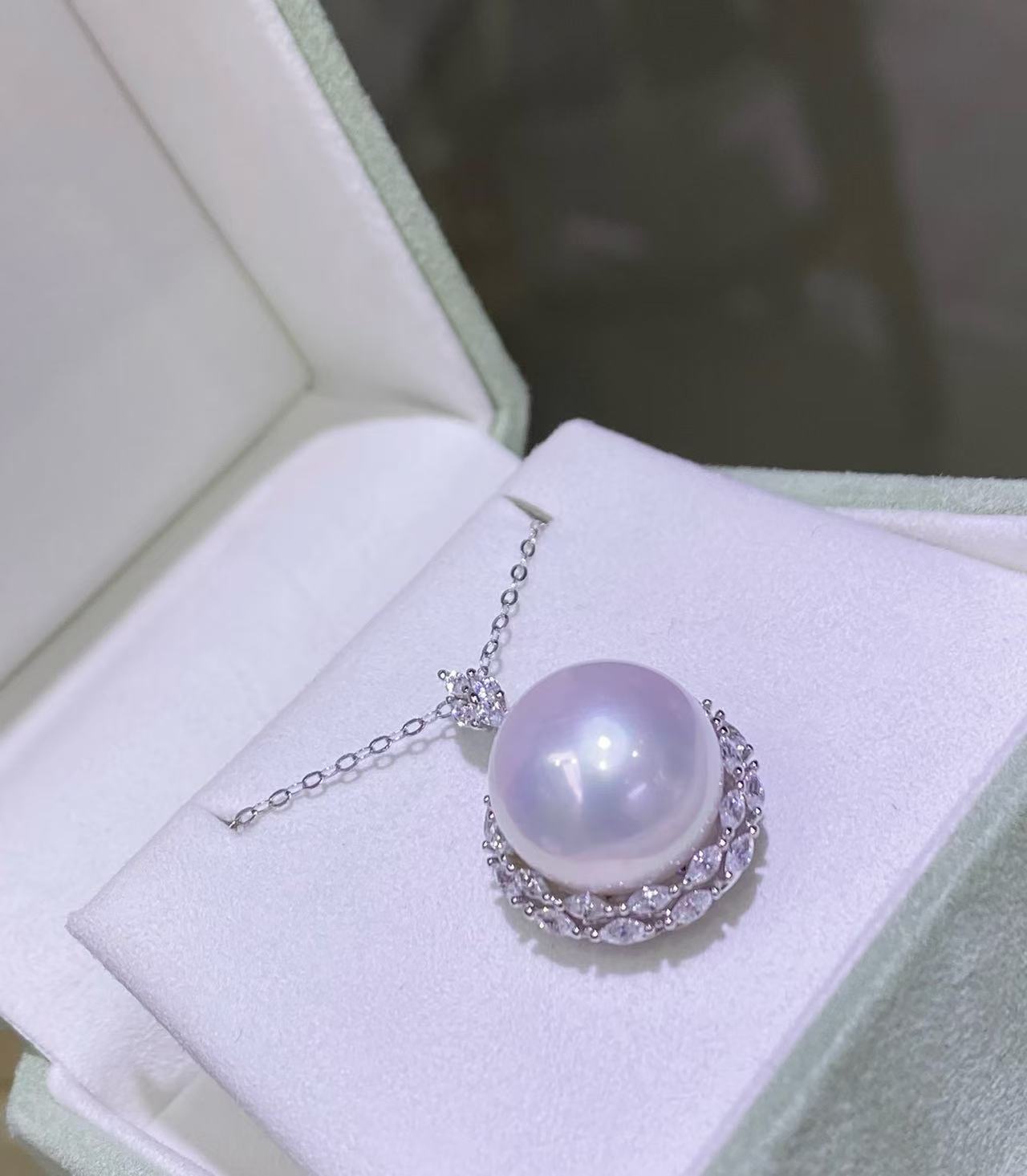 13-14mm pearl pendant.jpg