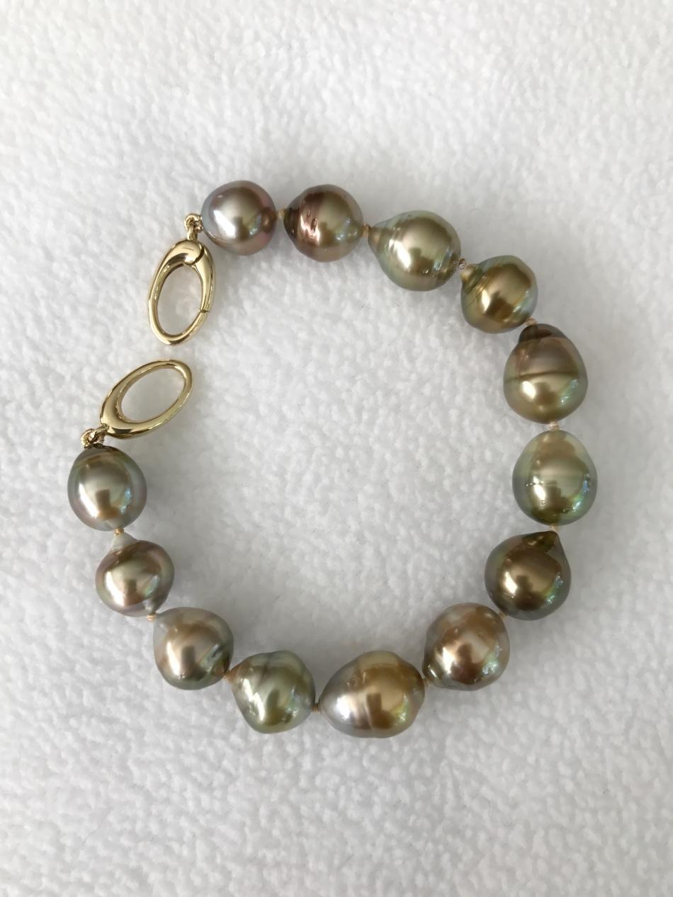 bronzy Fijian bracelet from Pearl Paradise