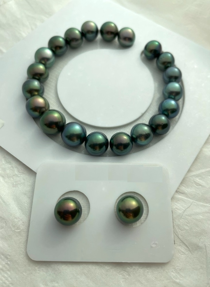 My NR Tahitian pearls set with earring set @StarryPearl.jpg