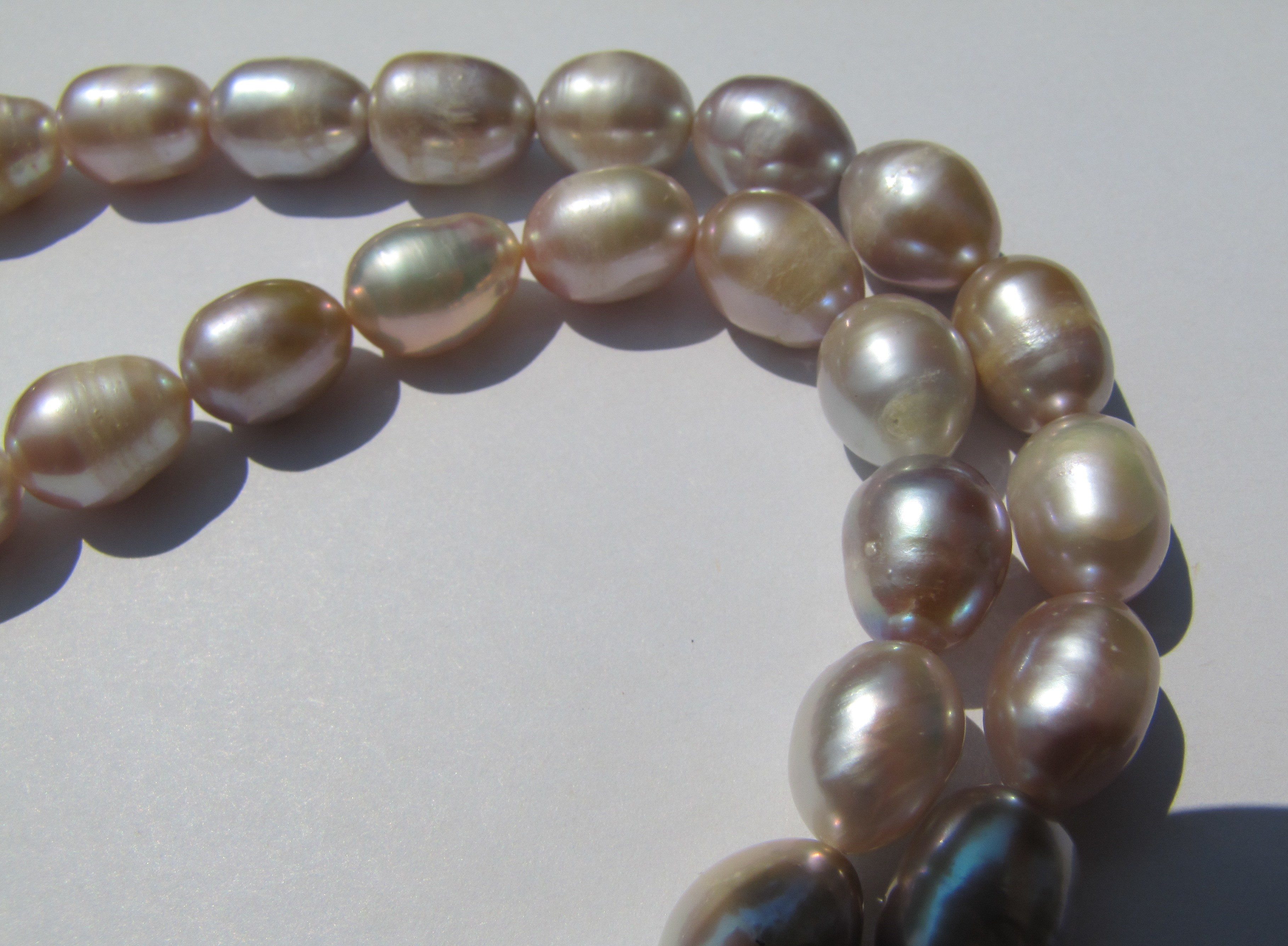 pearl necklace oval large southsea close 3.JPG