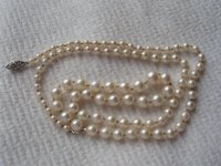 vintage graduated akoya strand.jpg