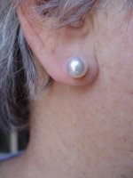 white metallic studs 9 to 9.jpg