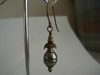 tahitian earring.jpg