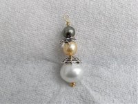 pearls 003.jpg