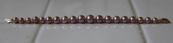 Graduated exotic color freshadama pearl bracelet