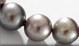 Cowdray pearls left.jpg