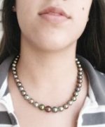 Collar 2008 con muchacha posterizado_edited-1 [320x200].jpg