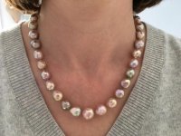 Wearing ripple pearl strand