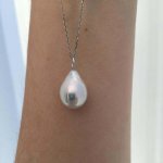 Drop Pearl Pendant