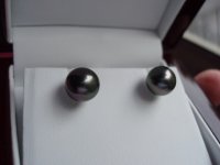 Kamoka studs3.jpg