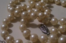 pearls 002.jpg