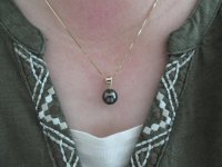 wearing my kamoka pearl pendant