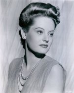 Alexis Smith2.jpg