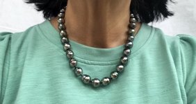 circled baroque Tahitian strand from Pearl Paradise