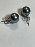 Do these look like Tahitian pearls?