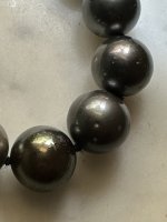 photos of Tahitian pearls