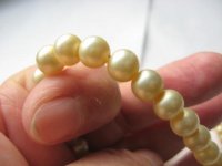 Pearl Necklace Close 1.jpg