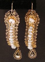 mex pearl earrings..jpg