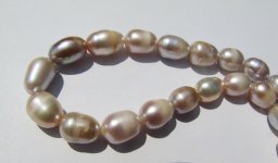 pearl necklace oval large southsea close good.JPG