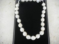 pearl necklace2.jpg