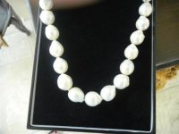 pearl necklace10.jpg