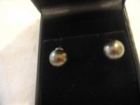 pearl studs without jackets.jpg