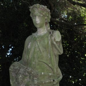 Statue