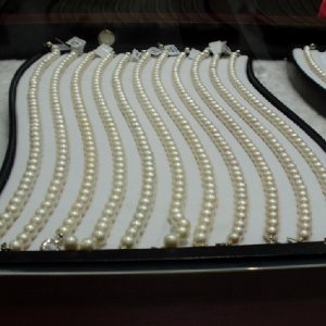 pearls for retail