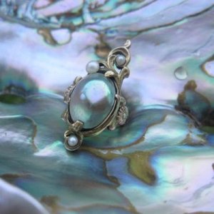 victorian abalone blister ring