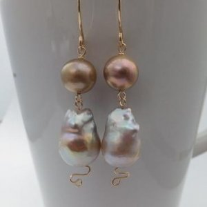 Pondslime round pearls and mauve pondslime flameball earrings