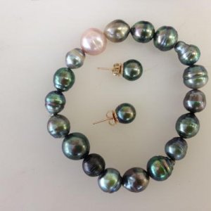 fw tahitian bracelet with kojima studs