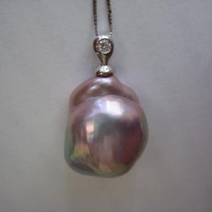 two toned souffle pendant 14-15 mm