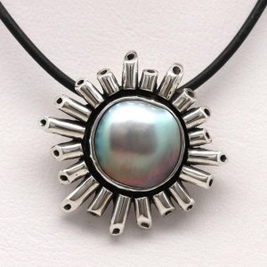 Porifero: Priscila Canales' Hand-Made Design in Pure Silver with Gorgeous Cortez Mabe Pearl Pendant.