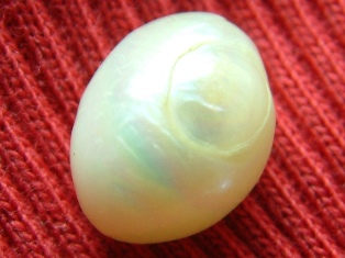 10 Natural Pearl