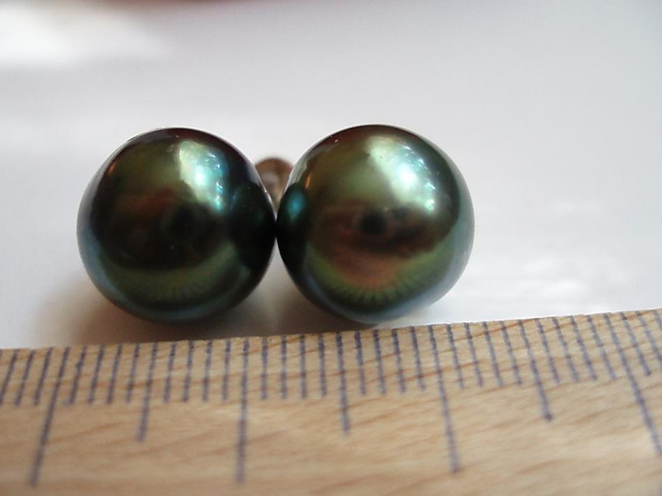 11-12 mm  Tahitian green and 925 silver