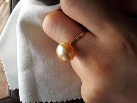 12.3 mm light gold SS keshi. Indoseapearls.