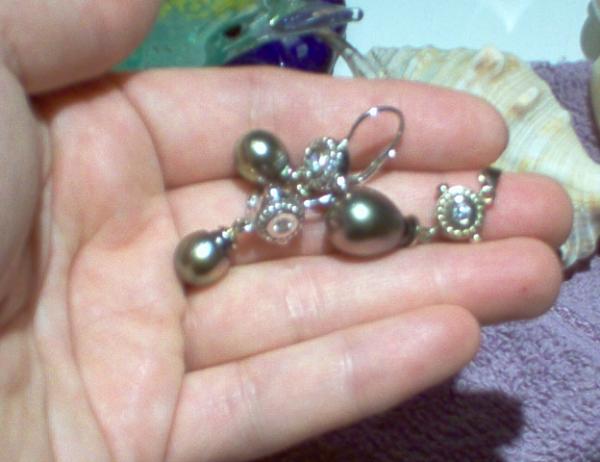 14K, 10pt diamond, and pear shaped Tahitian pearl earrings and pendant set, 10th Anniversary present