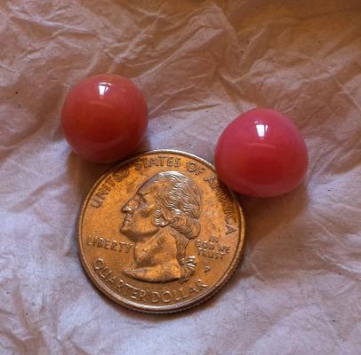 15.3 (left) and 13.5 (right) Carat Conch Pearls