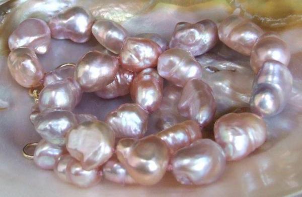 Big bumpy baroque necklace, 19 inch, most pearls 15mm x 12mm. Oddly shaped lilac and pinky peach - big, bold and HEAVY!