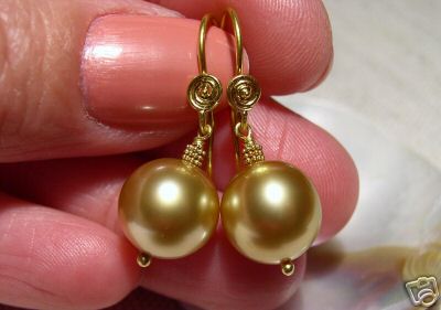 Golden South Sea earrings from DruzyDesign