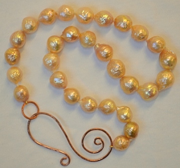 Kasumi-like / furrow pearls with copper clasp from Etsy