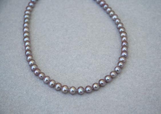 Lavender freshwater pearls from pearllunar