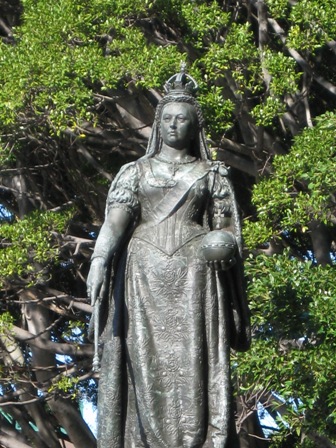 Some statue in the Botanical Gardens.